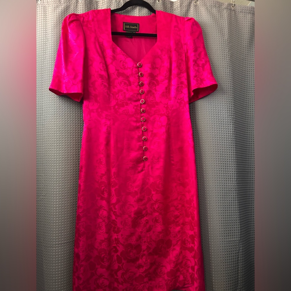 Exquisite silk studio silk hot pink sheath with sweetheart neckline